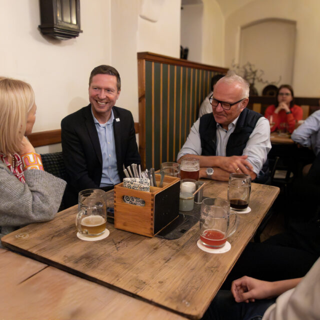 gemütliches Get-Together beim Bayreuther Willkommensevent