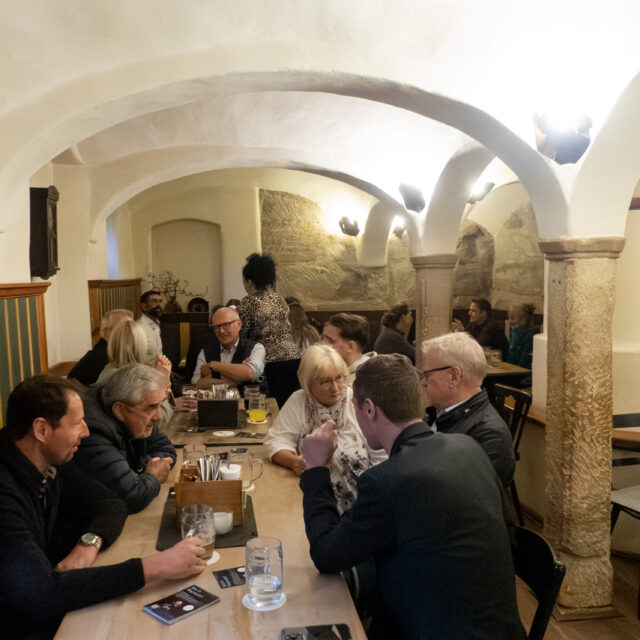 gemütliches Get-Together beim Bayreuther Willkommensevent