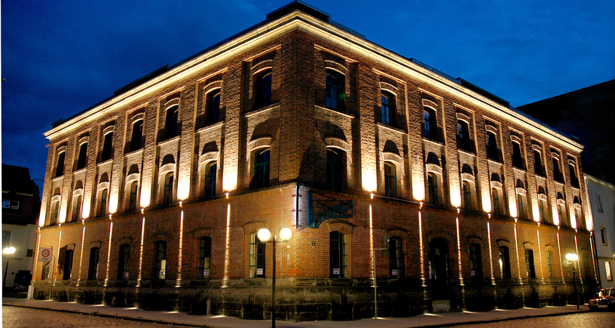 Klaviermanufaktur Steingraeber in Bayreuth in der Dammallee.